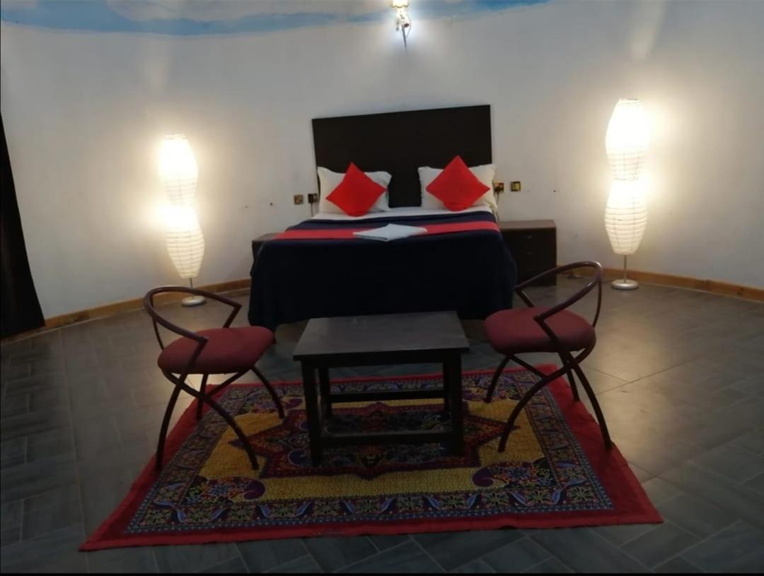 Le Apex Guest House أورفيلا المظهر الخارجي الصورة